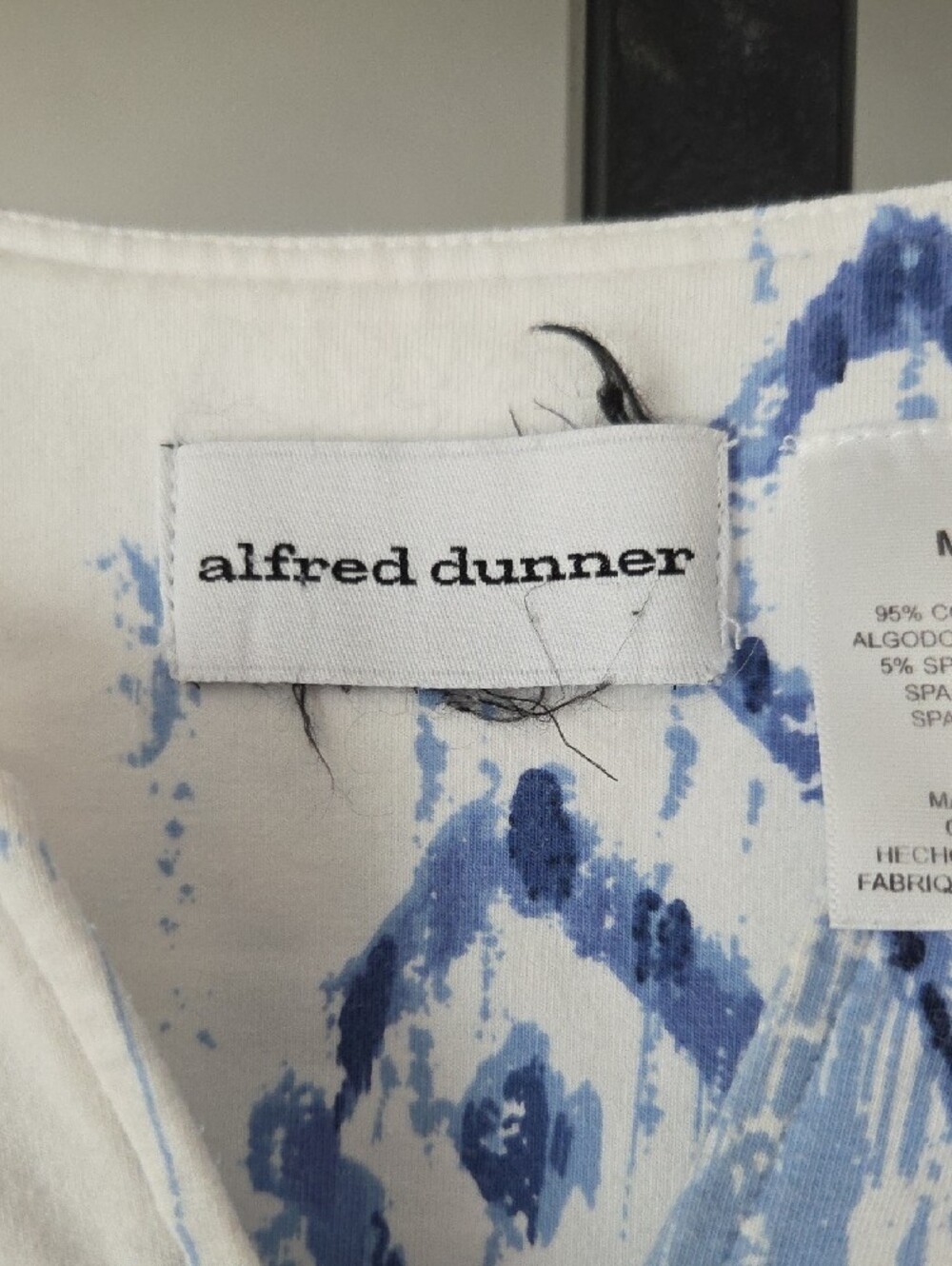 Alfred Dunner Blue Ombre Ikat Sequin Accent 3/4 Sleeve Tee Size M - Picture 2 of 8